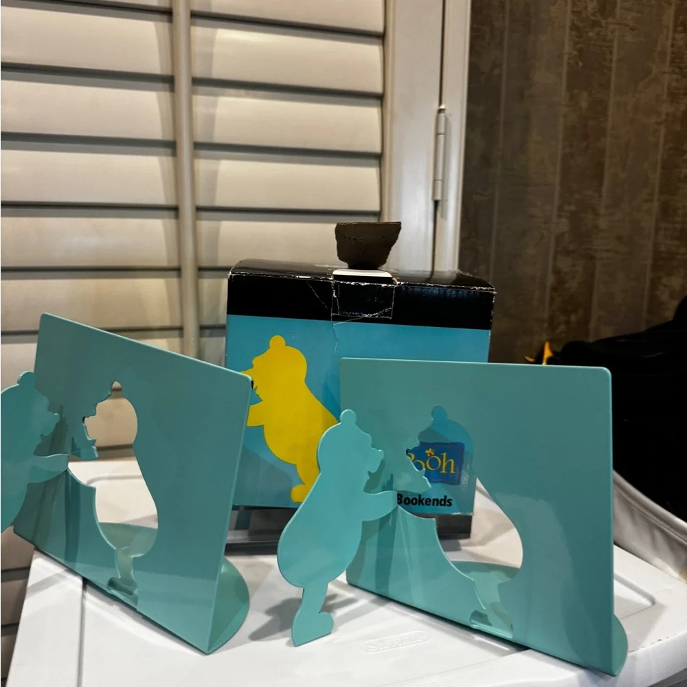 Disney Teal Pooh Bear Bookends‎